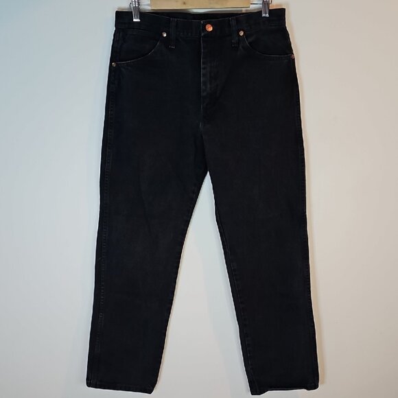 Wrangler Other - Wrangler 32x32 Straight Jeans - Black
